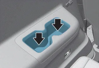 Hyundai Palisade. Cup Holder